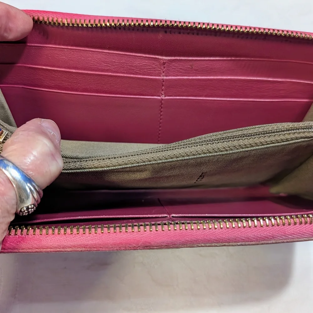 Fendi Vitello Birkin Logo Zip Around Wallet - Rosa (Metallic Pink)